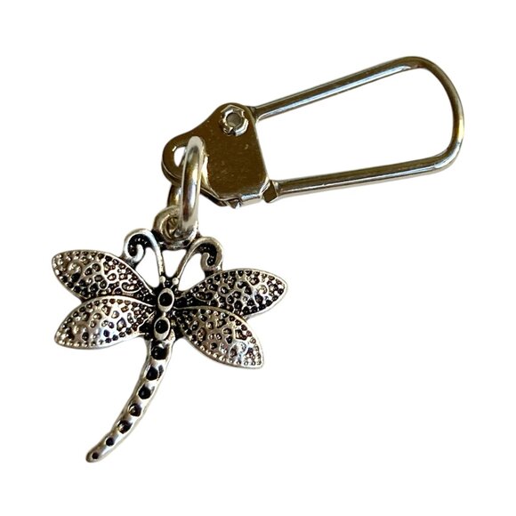 Dragonfly Keychain Zipper Pull Purse Bag Charm Backpack Silver Plated Insect Bug - Picture 1 of 9